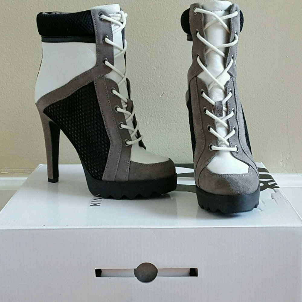 Nine West happy sport heeled boots 7.5